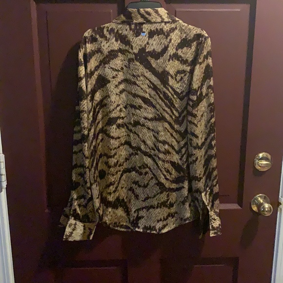 JONES NEW YORK SIGNATURE ANIMAL PRINT BLOUSE (M) - Picture 9 of 9